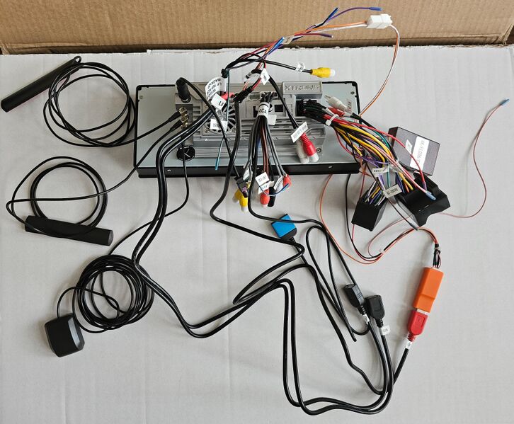 Datei:IQ7439IBUS 01.jpg